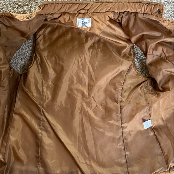 G. H. Bass & Co Quilted Puffer Vest, Medium - Picture 6 of 9
